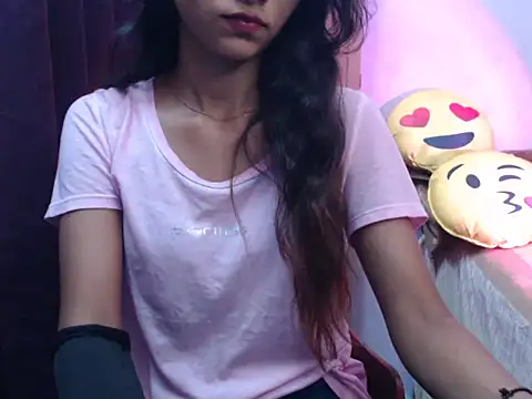 Angel kiyara online show from 10/07/25, 08:06