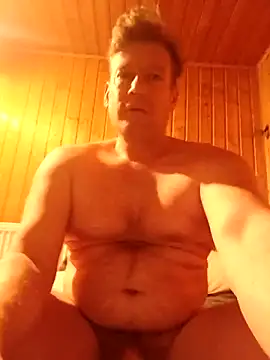 MArciQuarky online show from 04/25/26, 07:00