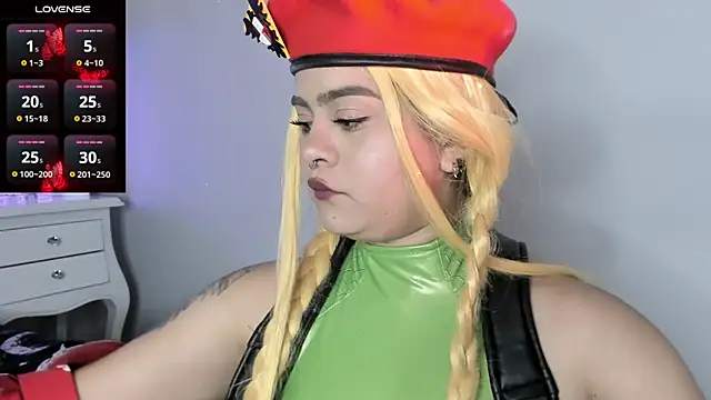 atena hill online show from 10/31/25, 05:14