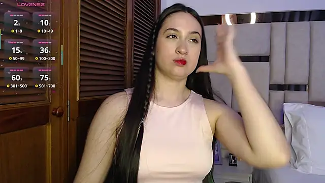 Snapshot of sofiaduque_26 chatting on 05/22/26, 07:52 sofiaduque 26 online show from 05/22/26, 07:52