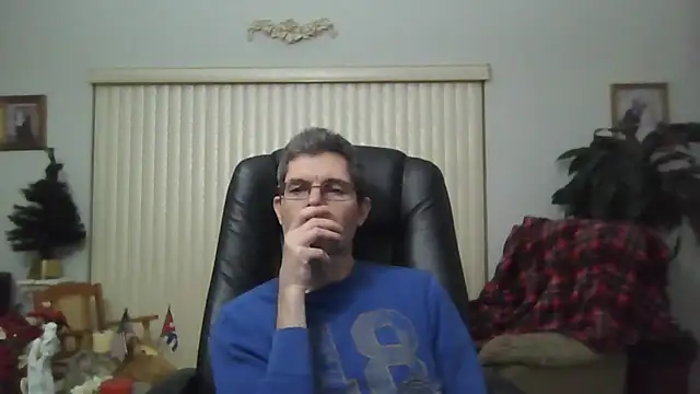 Copfiremen4566 online show from 12/16/25, 05:12