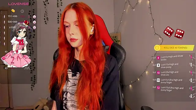 Snapshot of FruttiTatti chatting on 10/06/25, 05:43 FruttiTatti online show from 10/06/25, 05:43