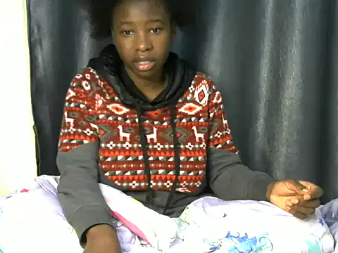 Snapshot of Novah_ chatting on 06/23/26, 01:03 Novah online show from 06/23/26, 01:03