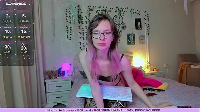 Neko kitsune1 online show from 11/12/25, 05:24