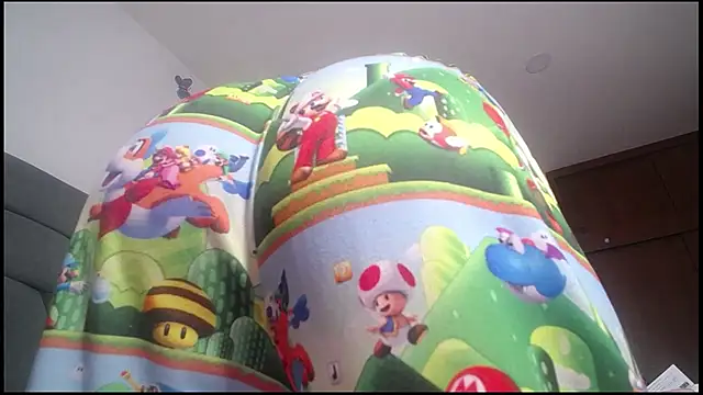 Yinn Silver online show from 09/23/25, 06:49