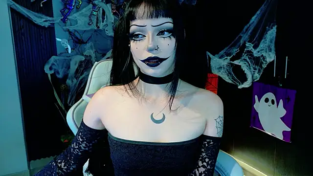 Snapshot of Madison_Jackson chatting on 10/29/25, 09:27 Madison Jackson online show from 10/29/25, 09:27