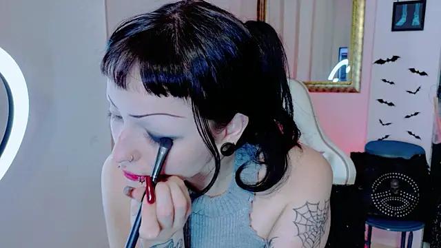 Madison Jackson online show from 04/09/26, 07:41