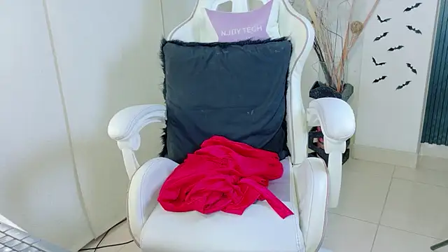 Madison Jackson online show from 06/11/26, 12:32