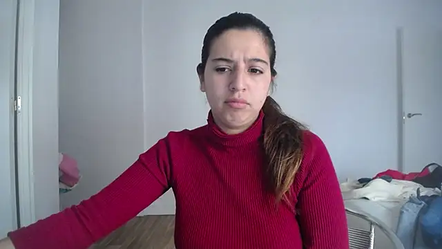 Contantin helena online show from 03/05/25, 01:39