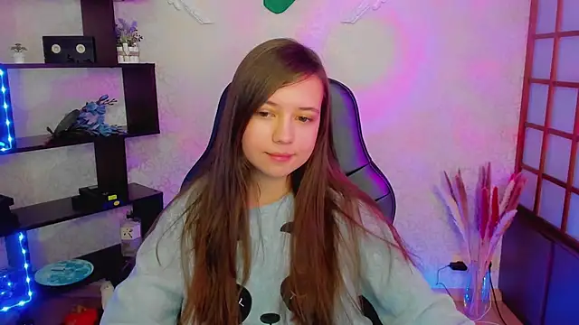 Lina Brownie online show from 01/04/25, 05:05