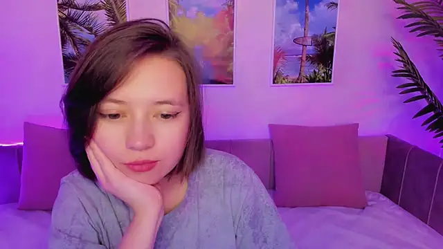 Lina Brownie online show from 01/18/25, 05:20