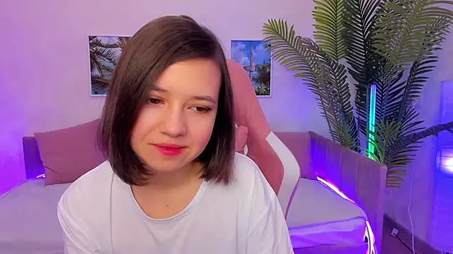 Lina Brownie online show from 02/05/25, 02:19