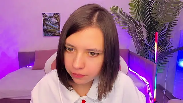 Lina Brownie online show from 02/11/25, 04:55