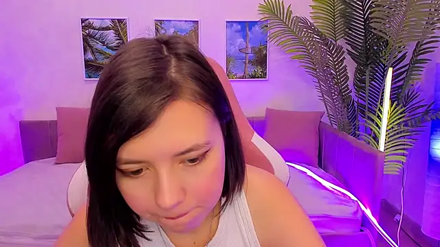 Lina Brownie online show from 02/16/25, 05:04