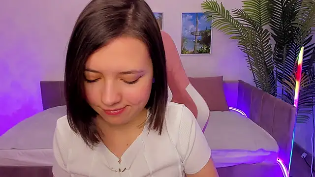 Lina Brownie online show from 02/22/25, 04:51