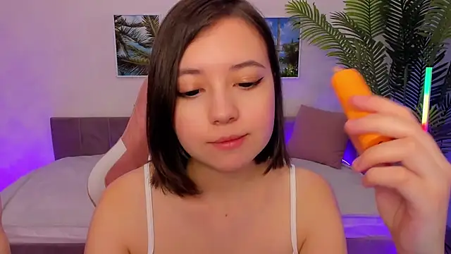 Lina Brownie online show from 03/07/25, 05:08