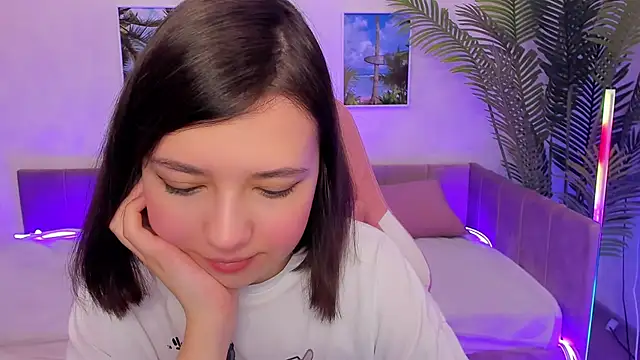 Lina Brownie online show from 03/16/25, 02:21