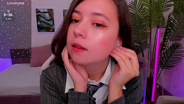 Lina Brownie online show from 09/10/25, 03:17