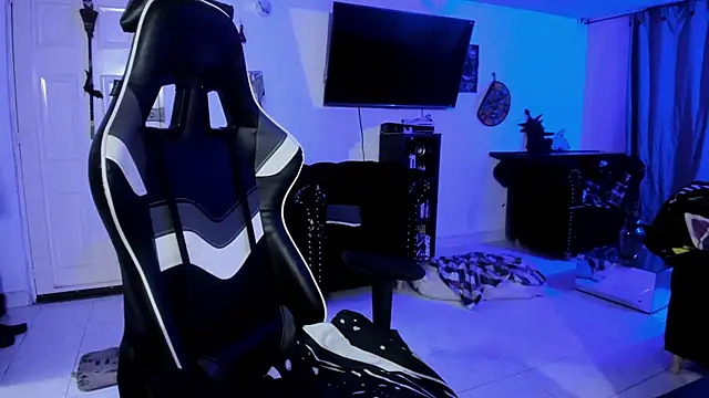 Snapshot of Acid666_alice chatting on 10/07/25, 02:20 Acid666 alice online show from 10/07/25, 02:20