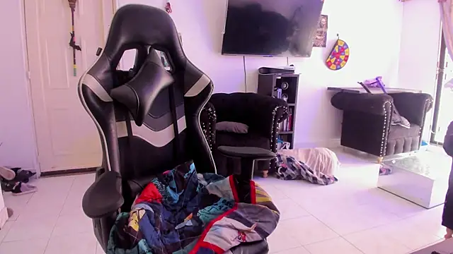 Snapshot of Acid666_alice chatting on 10/21/25, 03:35 Acid666 alice online show from 10/21/25, 03:35