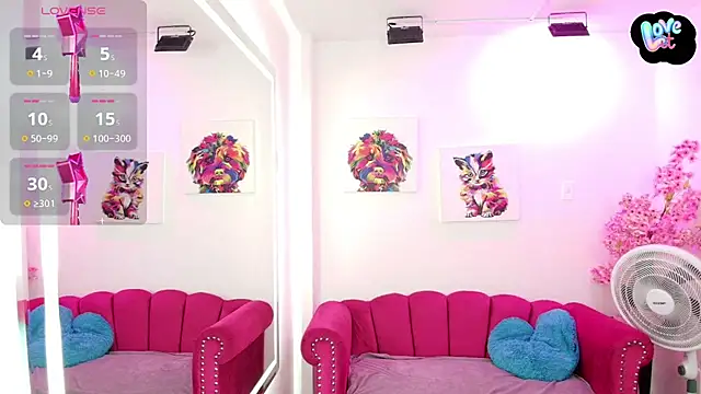 Miss dolly  online show from 11/04/25, 11:53