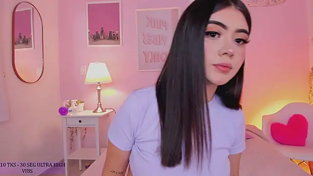 Snapshot of little-natt chatting on 02/18/25, 01:44 little-natt online show from 02/18/25, 01:44