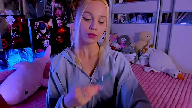 Cute  Pony online show from 12/14/25, 12:27