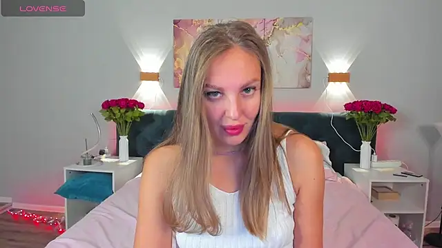 Kelly Hardy online show from 02/25/25, 12:47