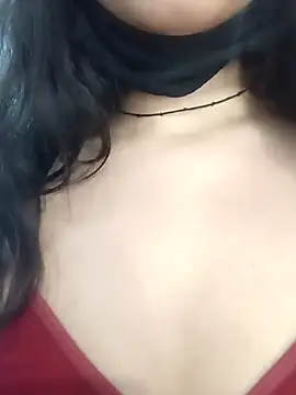 Snapshot of Aachal_7 chatting on 12/28/24, 12:03 Aachal 7 online show from 12/28/24, 12:03