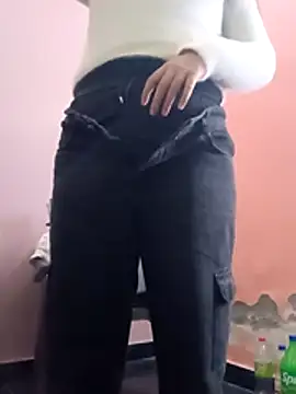 Snapshot of Aachal_7 chatting on 12/04/25, 03:38 Aachal 7 online show from 12/04/25, 03:38