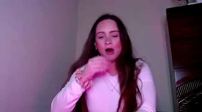 Sophie Raegan online show from 12/18/24, 09:04