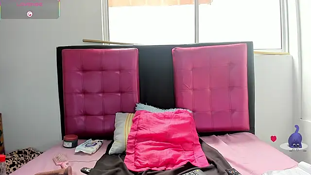 AlanaLars online show from 02/02/26, 06:17