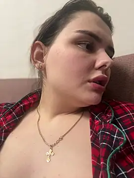 Snapshot of NikaMur chatting on 02/03/25, 11:53 NikaMur online show from 02/03/25, 11:53