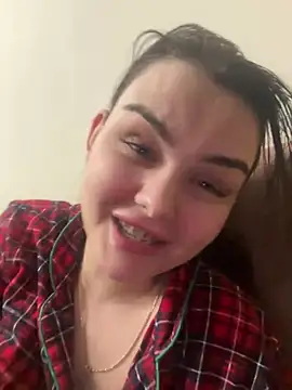 Snapshot of NikaMur chatting on 02/04/25, 02:49 NikaMur online show from 02/04/25, 02:49