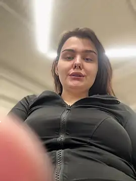 Snapshot of NikaMur chatting on 02/17/25, 07:04 NikaMur online show from 02/17/25, 07:04