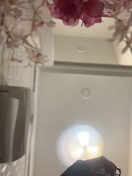 Snapshot of NikaMur chatting on 03/03/25, 09:44 NikaMur online show from 03/03/25, 09:44