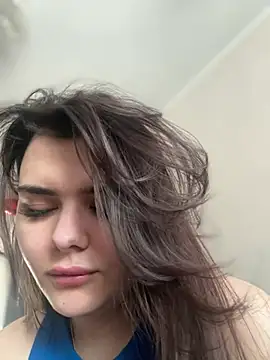 Snapshot of NikaMur chatting on 03/04/25, 06:04 NikaMur online show from 03/04/25, 06:04