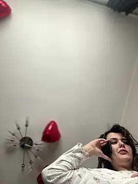 Snapshot of NikaMur chatting on 03/10/25, 06:59 NikaMur online show from 03/10/25, 06:59