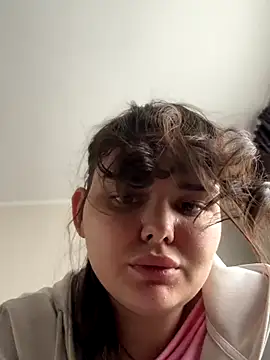 Snapshot of NikaMur chatting on 10/14/25, 02:34 NikaMur online show from 10/14/25, 02:34