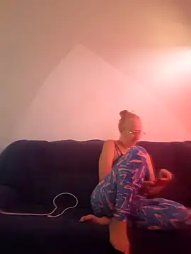 MILEIDE980 online show from 11/27/25, 02:30