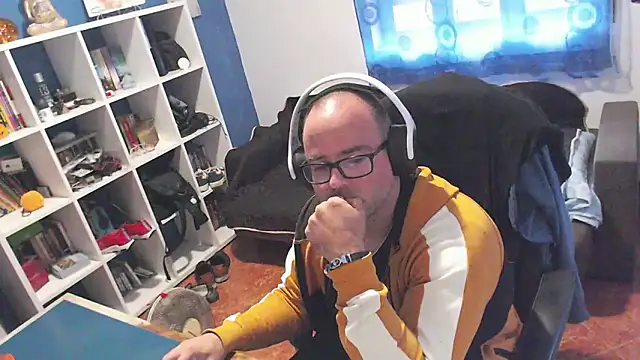 ravingr4d4 online show from 11/02/25, 02:52