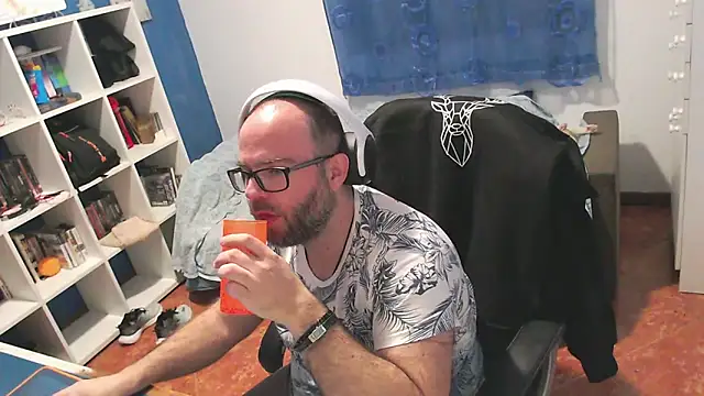 ravingr4d4 online show from 02/21/26, 12:44