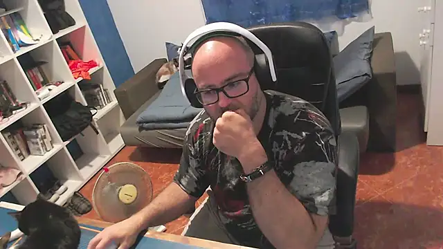ravingr4d4 online show from 05/28/26, 10:07