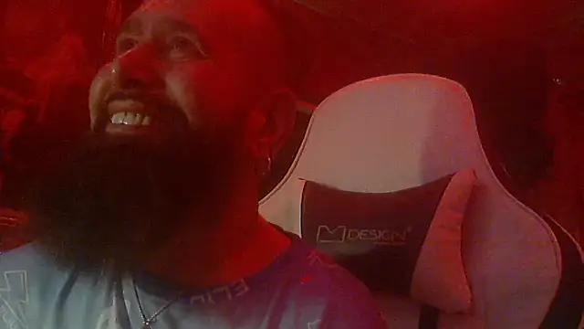 maseurbeardedpig online show from 08/02/26, 08:40