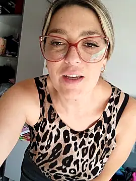 Daniela77771 online show from 03/17/25, 02:45