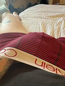 Tylerx9 online show from 04/27/26, 11:58