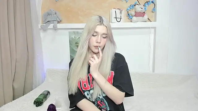 Alisa Black Star online show from 12/20/25, 02:24