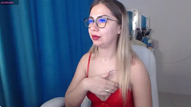 SugarErika online show from 02/18/25, 06:15