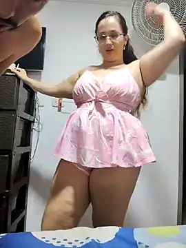 Snapshot of Karol_and_David_hotcouple chatting on 01/11/25, 03:44 Karol and David hotcouple online show from 01/11/25, 03:44