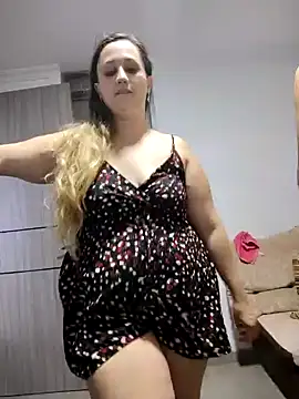 Snapshot of Karol_and_David_hotcouple chatting on 02/02/25, 11:30 Karol and David hotcouple online show from 02/02/25, 11:30